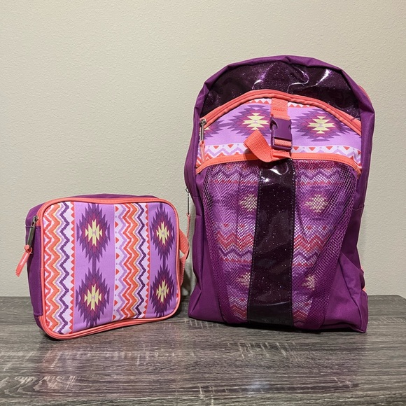 Girls Backpack & Lunch Kit Bundle - Picture 2 of 12